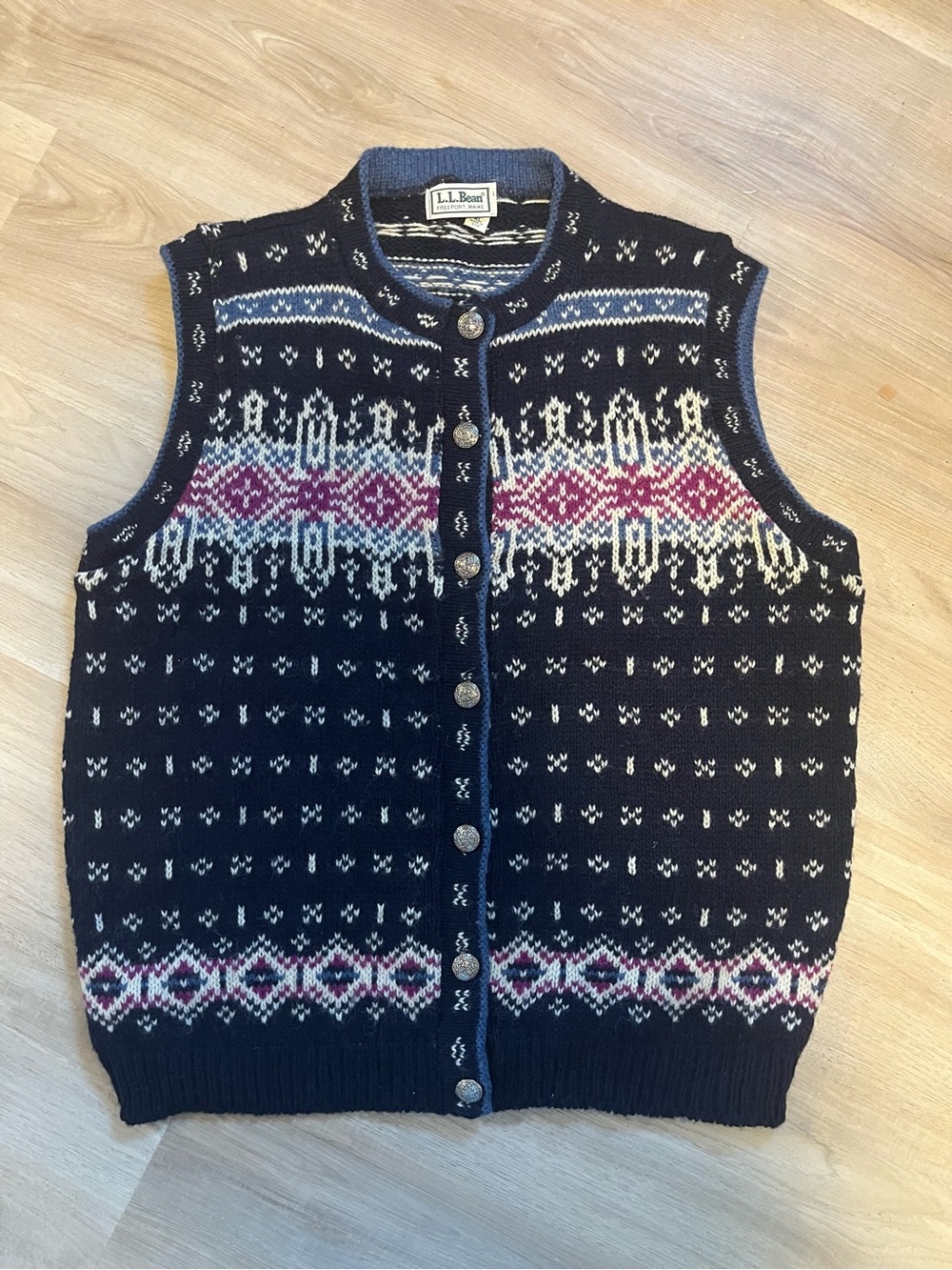 Vintage L.L. Bean Womens Navy Fair Isle Wool Knit Vest XL
